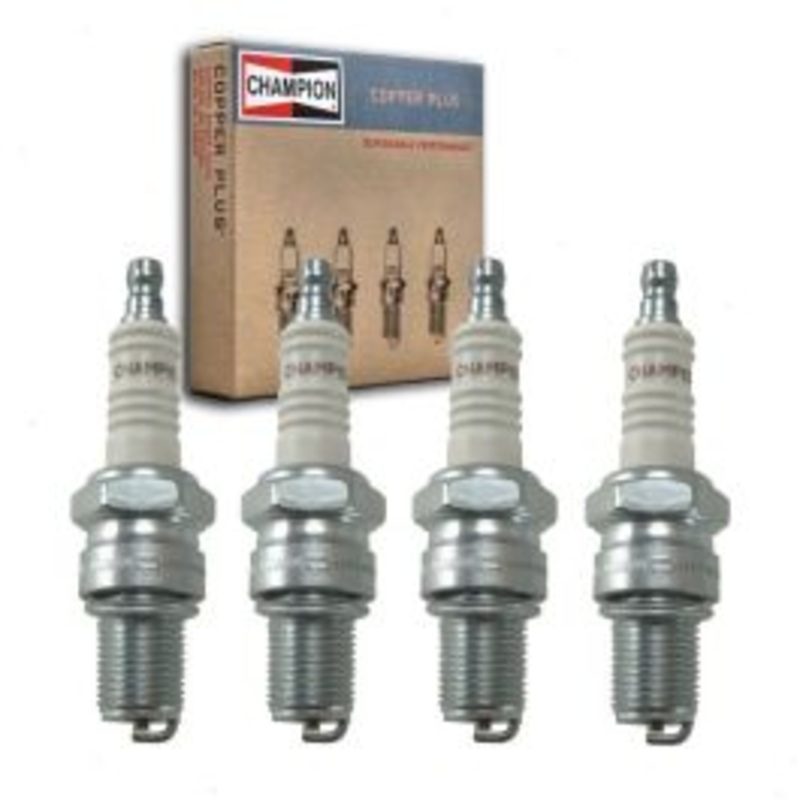 4 pc Champion Copper Plus Spark Plugs for 1963-1965 Nissan 410 1.2L 1.3L L4
