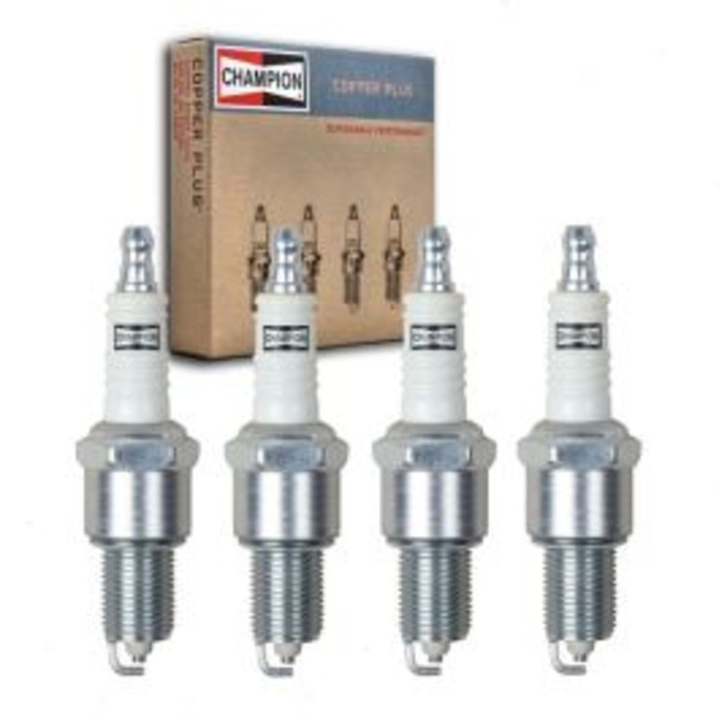 4 pc Champion Copper Plus Spark Plugs for 1989-1995 Geo Tracker 1.6L L4