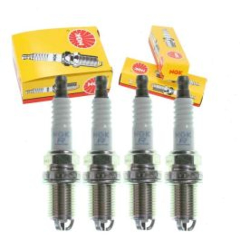 4 pc NGK Standard Spark Plugs for 1986-1988 Volkswagen Scirocco 1.8L L4