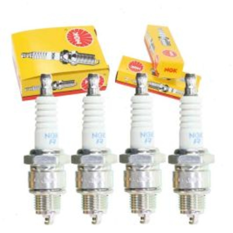 4 pc NGK Standard Spark Plugs for 1968-1972 Citroen D21 2.2L L4
