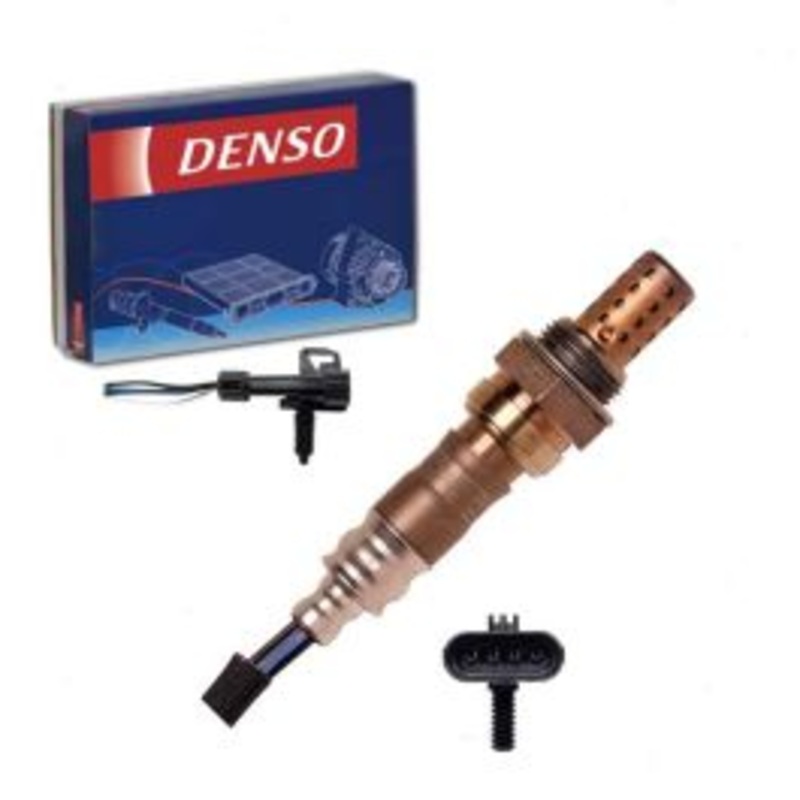 DENSO Upstream Oxygen (O2) Sensor for 2002 Chevrolet Avalanche 1500 5.3L V8