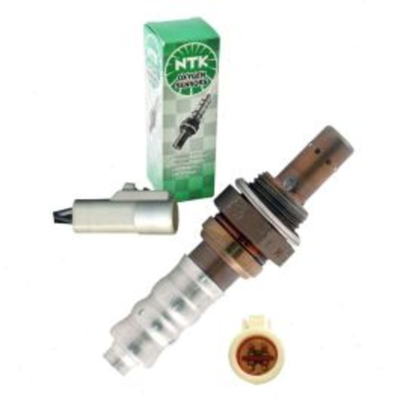 NGK NTK Upstream Right Oxygen (O2) Sensor for 1999-2004 Ford Expedition 4.6L 5.4L V8