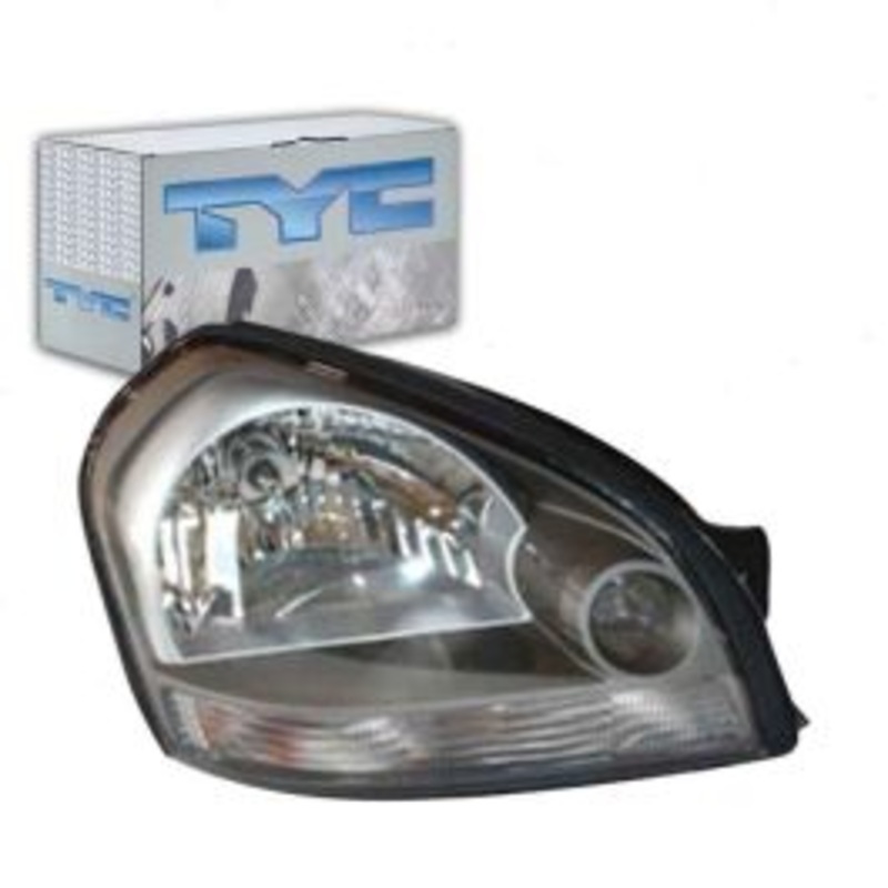 TYC Right Headlight Assembly for 2005-2008 Hyundai Tucson