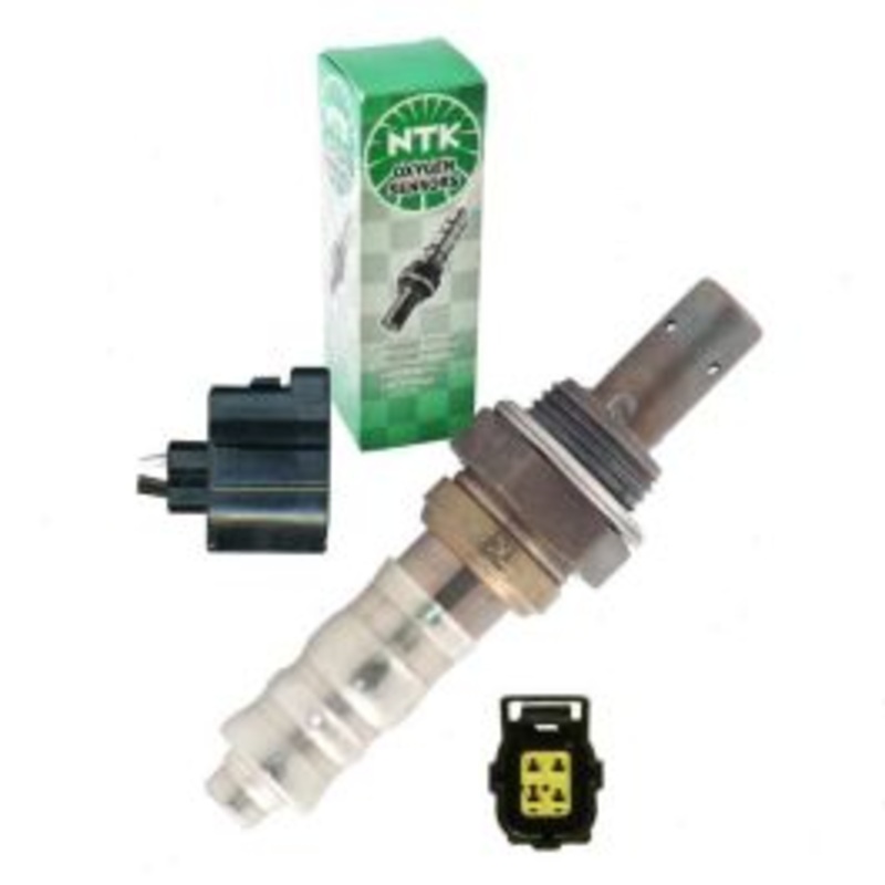 NGK NTK Upstream Right Oxygen (O2) Sensor for 2004 Jeep Liberty 3.7L V6